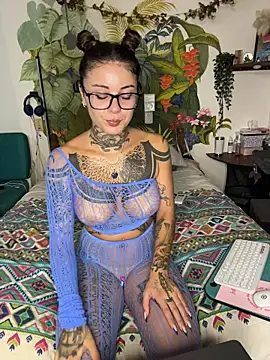 lurosscy online show from November 16, 2:02 am