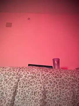 bellacagyal online show from March 5, 2:18 am