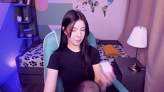 Azaliya Haze online show from February 6, 5:55 am