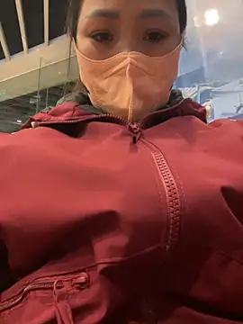 Liu30 online show from November 26, 3:02 pm