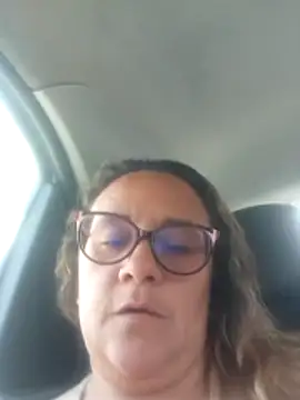 Annie deluxe 19 online show from April 7, 5:04 pm