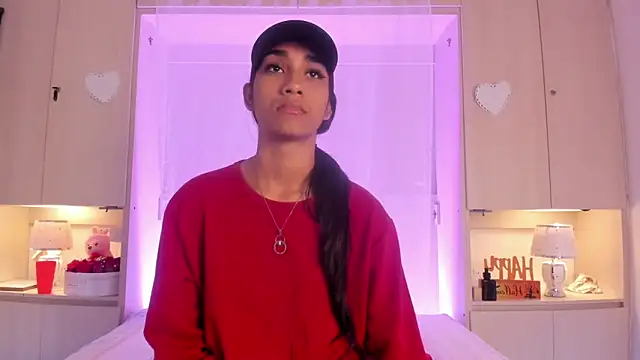 AnahiCollins online show from October 17, 12:30 pm