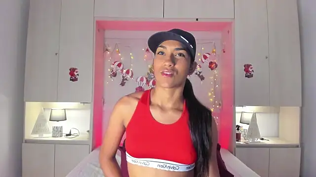 AnahiCollins online show from December 16, 7:42 pm