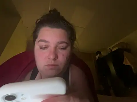 red mini fox online show from April 3, 5:55 pm