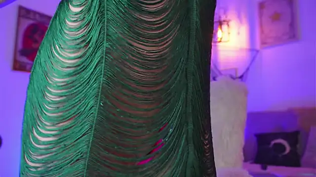 curlynatashaa online show from October 27, 5:03 am