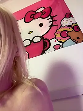 bunnyirisluv online show from November 18, 3:18 am