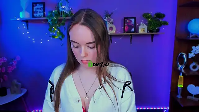 isla dior online show from April 14, 9:42 am