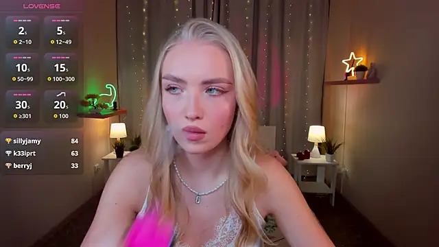 TessaGrays online show from January 16, 1:18 pm