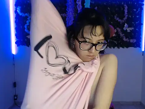 cristal hills 19 online show from October 23, 5:41 pm