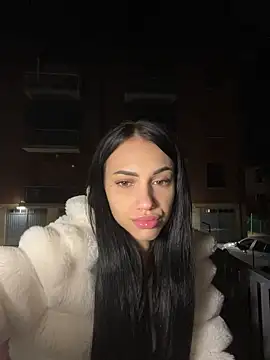 ilariea girl online show from October 6, 8:35 pm