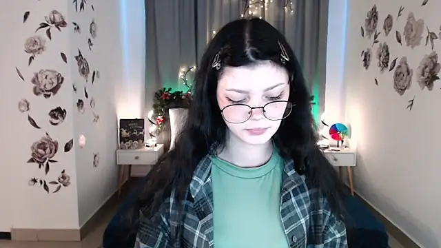 MileyRood online show from December 15, 11:21 pm