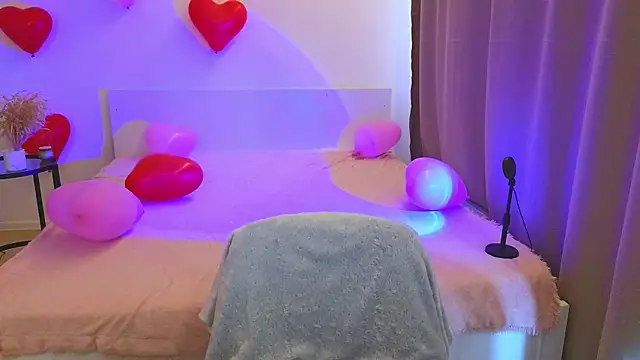 Annaabels online show from February 11, 8:16 am