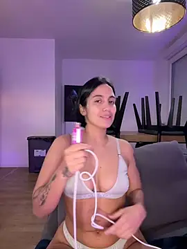 LaPetiteKim online show from October 8, 6:56 pm