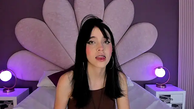 MeganR  online show from March 1, 11:21 am