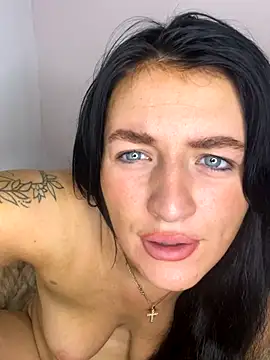 LolaReaX online show from November 7, 7:14 am