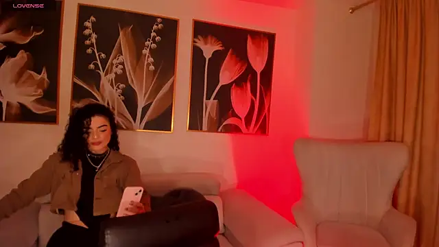 KylieJenkins online show from March 8, 11:36 am