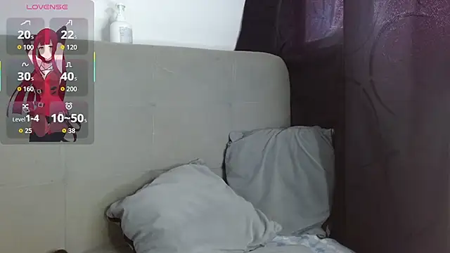 JuliethaFox online show from June 19, 7:39 pm