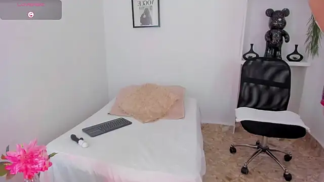 rose blossoom online show from November 5, 11:54 pm