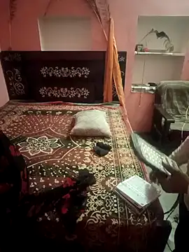 Neelam-baby1 online show from December 5, 3:13 pm