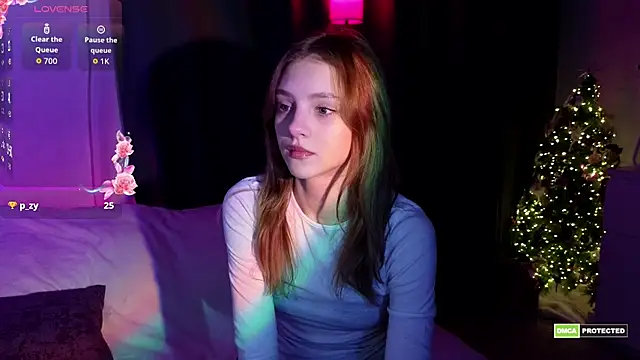 midnightMaya online show from February 11, 8:10 pm