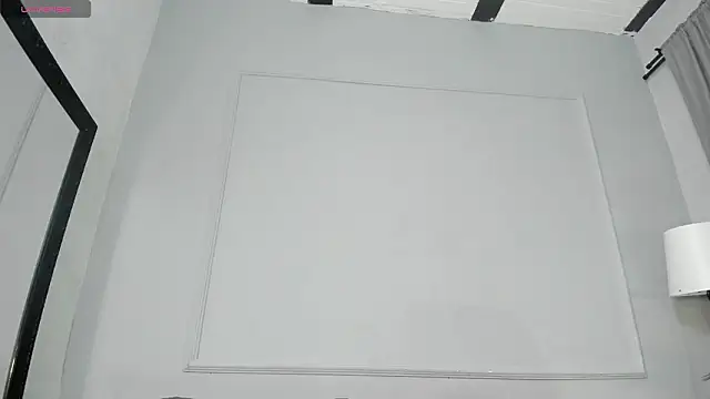 Nahomycarterr online show from March 18, 12:32 pm