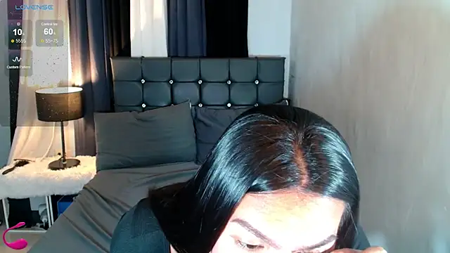 fallinLunaxX online show from June 4, 6:18 am