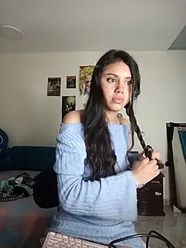 caramel doll   online show from October 17, 2:15 am