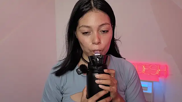 Qadeshoficial online show from April 9, 7:08 pm