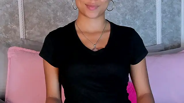  victoriaa  lois online show from December 16, 8:15 pm