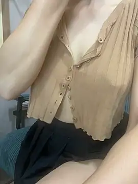 Azura a online show from February 7, 9:13 am