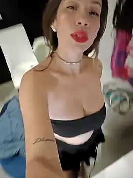 ItsEmma online show from October 22, 2:16 am