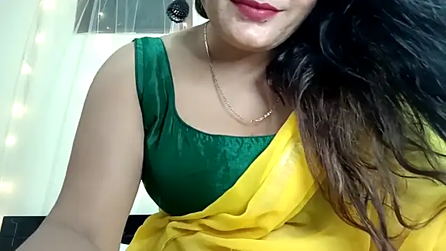 horny milf couple online show from March 18, 8:03 pm