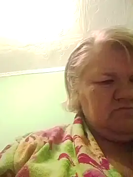 LusiyaGold5 online show from November 28, 10:13 pm