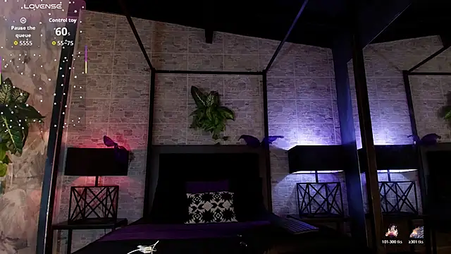 Kylie Foxx online show from November 29, 7:29 pm