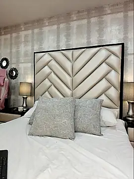 CristalShayy online show from January 17, 11:50 am