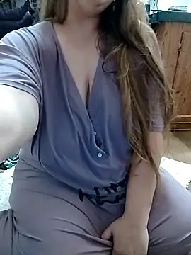 AugustRayn online show from October 8, 2:49 am