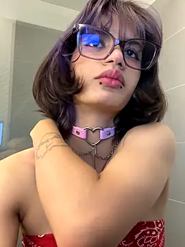 sukulaurens online show from October 6, 12:49 am