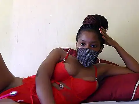 NiaAmour online show from February 3, 9:14 am