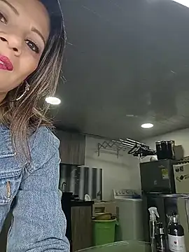 scarlett  m online show from March 18, 11:04 am