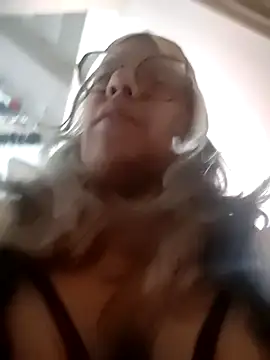 Abby 2-1 online show from December 15, 8:25 pm