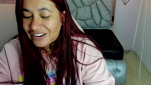 Addyy 02 online show from April 12, 8:22 pm