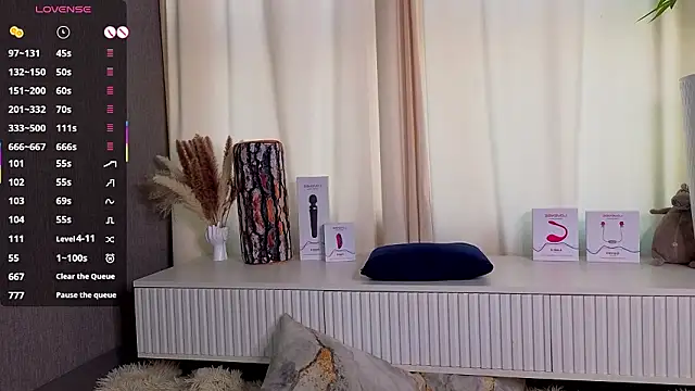 kitsun ne online show from February 3, 6:22 am