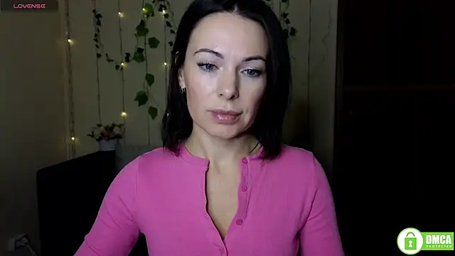 Rita lovvylyou online show from October 17, 5:21 am