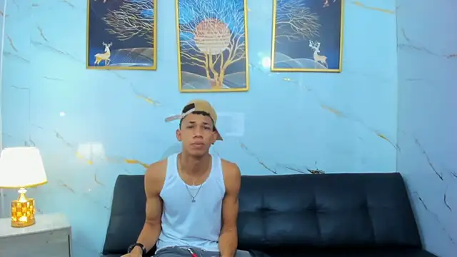 Little nicoll online show from April 7, 12:34 am