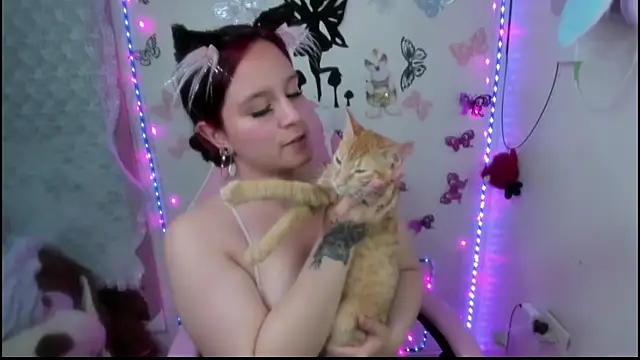 luna00bella7 online show from December 4, 4:15 am