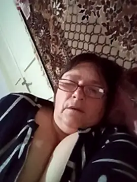 MilaCold5443 online show from April 6, 4:46 am