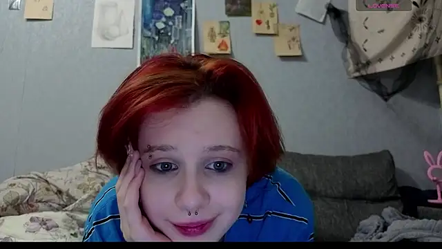 RubiReynnn online show from October 11, 7:05 pm