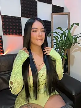 Kiity- online show from December 4, 3:24 pm