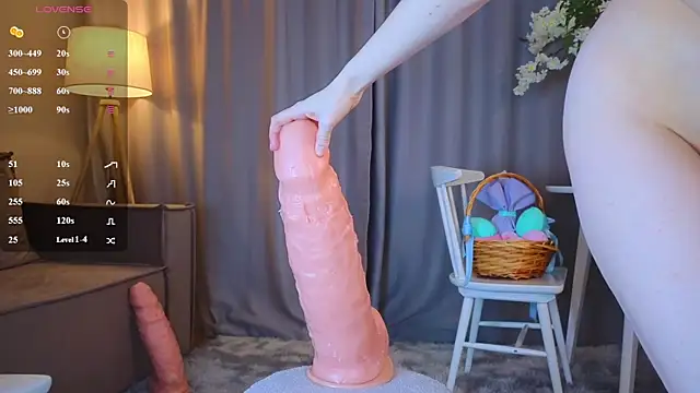 TinaStevenson online show from April 1, 9:01 pm