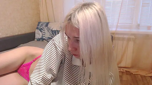 maybe doll online show from December 15, 12:54 pm